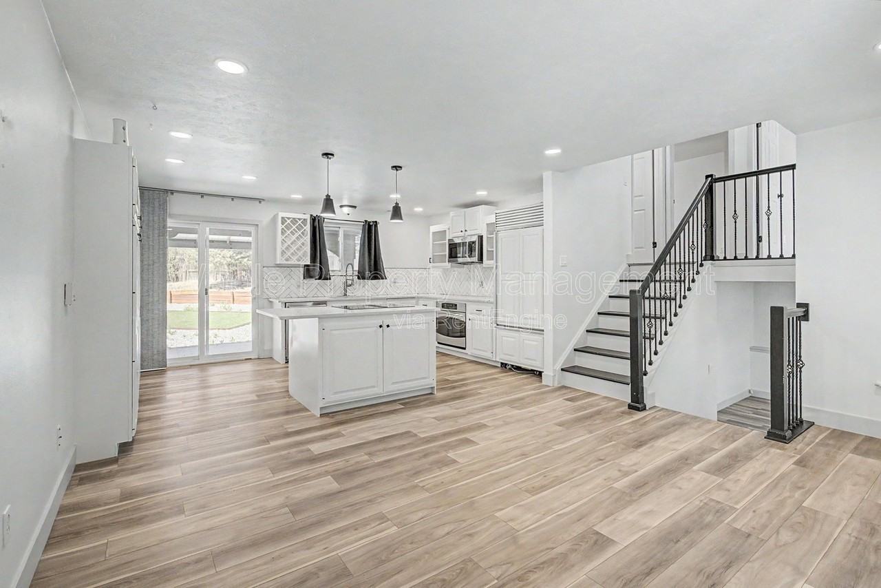 17805 E Kansas Pl - Photo 3 of 28