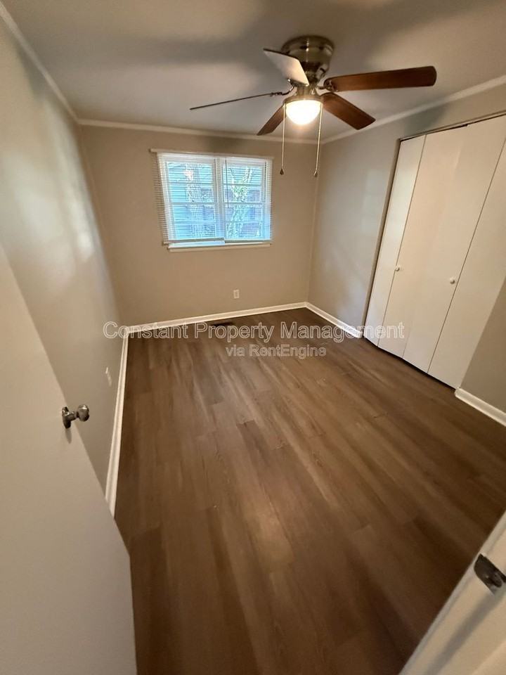 2485 Bristol Dr - Photo 6 of 12