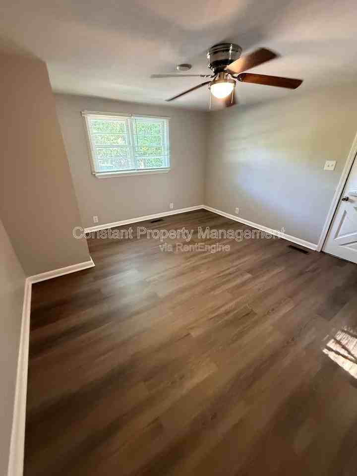 2485 Bristol Dr - Photo 7 of 12