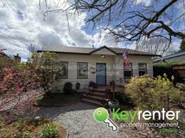 featured image of 4902 N 16th St