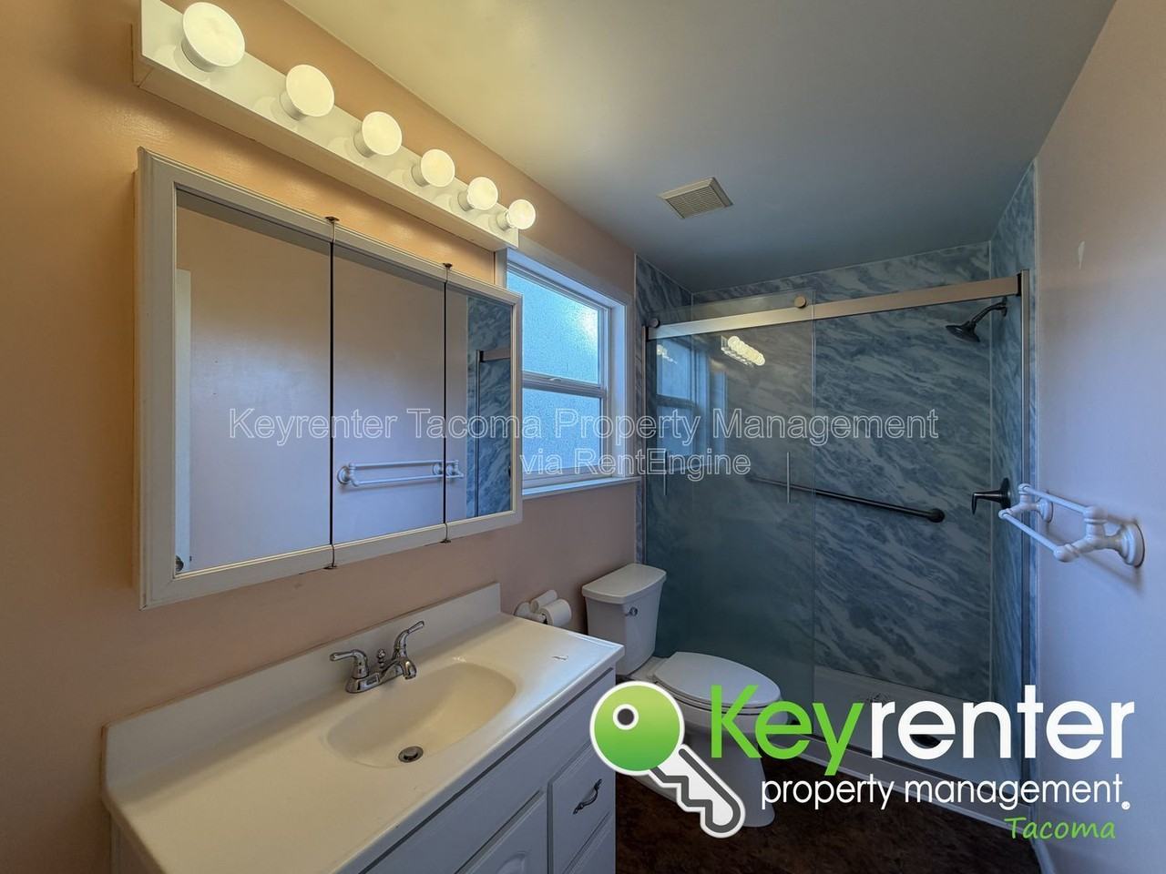 4902 N 16th St - Photo 7 of 19