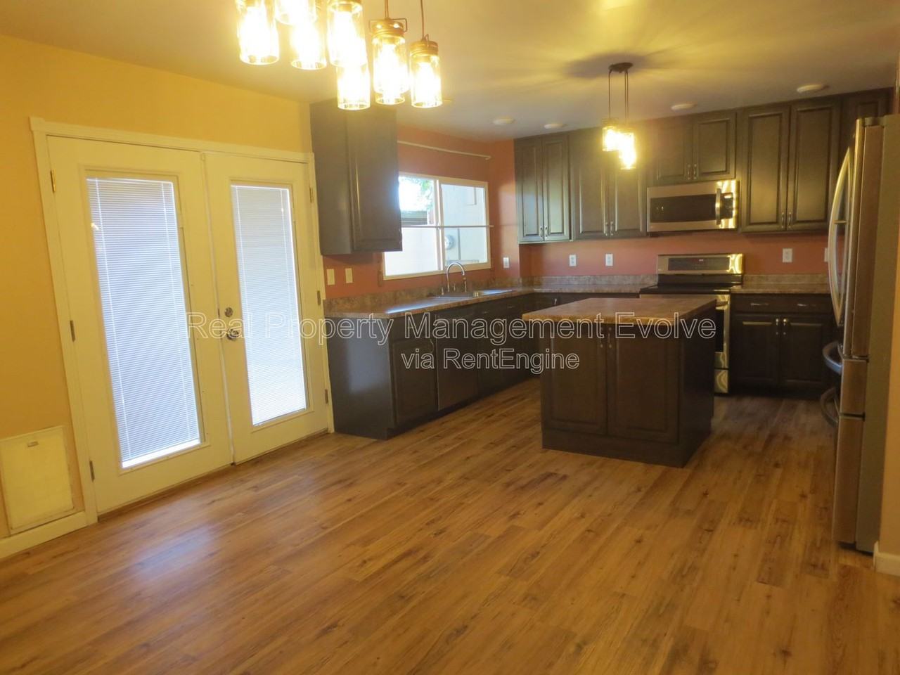 4808 S Juniper St - Photo 6 of 21