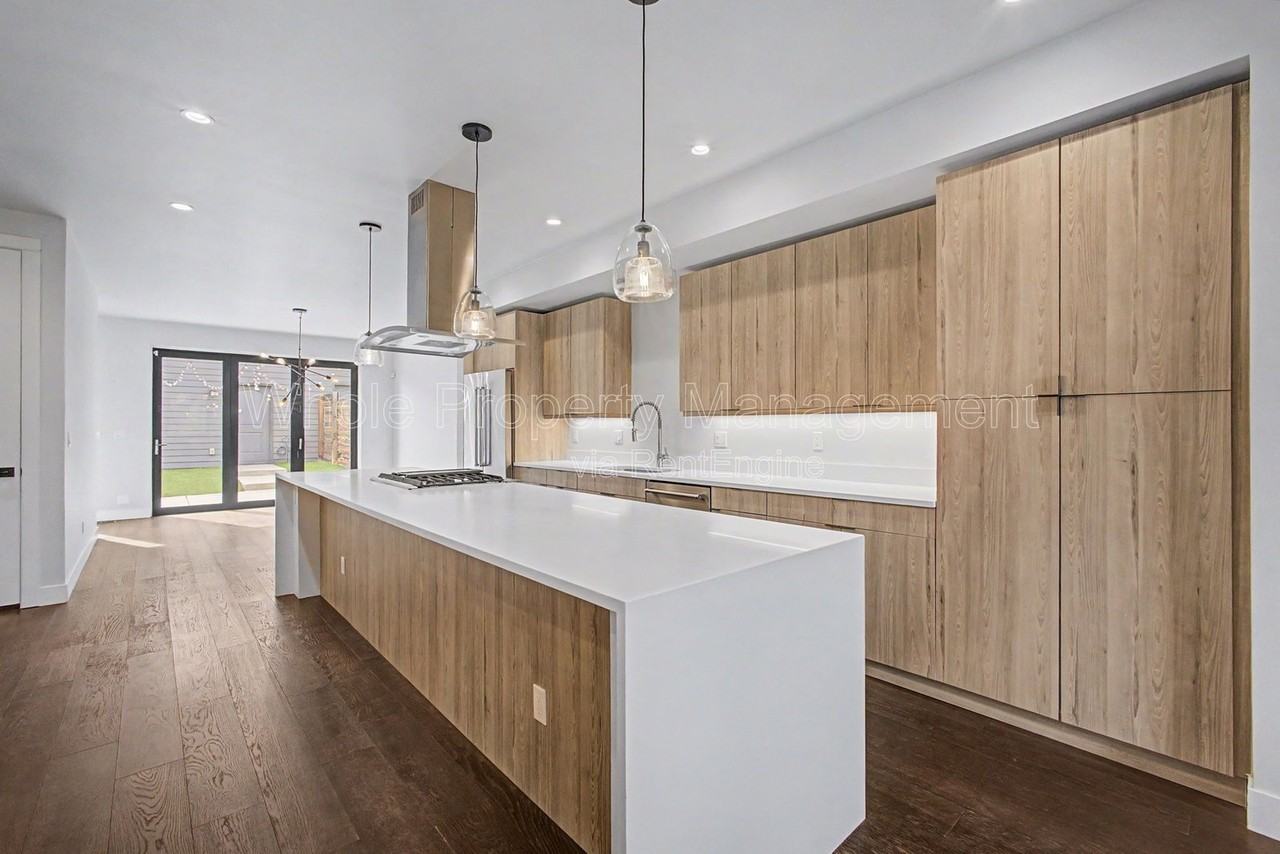 4339 Kalamath St - Photo 6 of 23