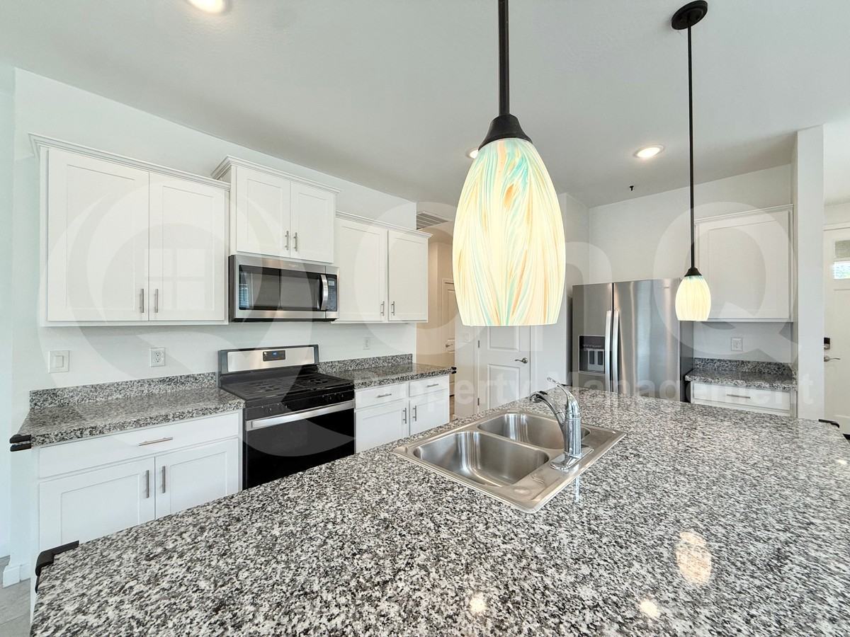 40015 W Rio Lobo Dr - Photo 3 of 20