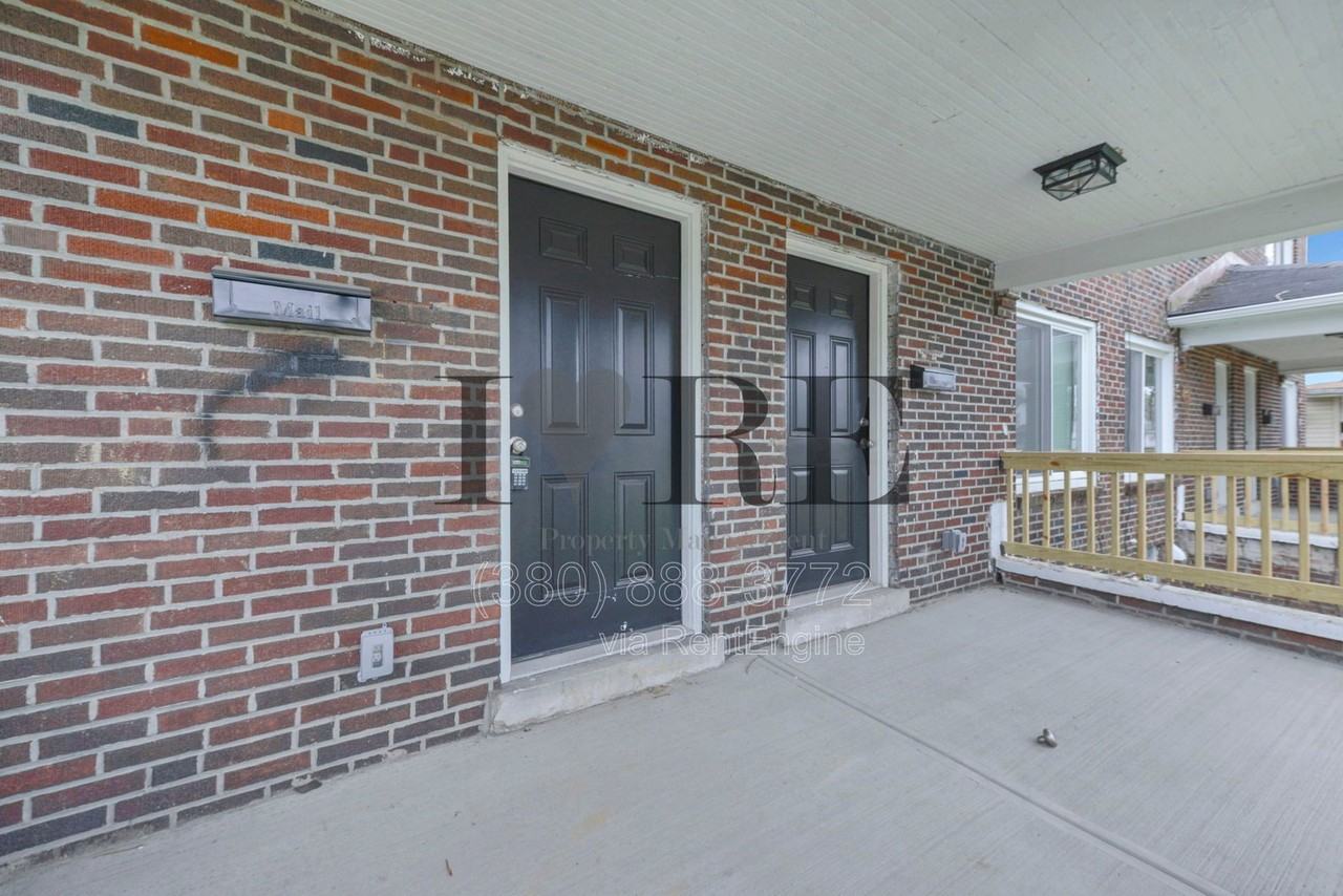 1153 E 20th Ave - Photo 4 of 29
