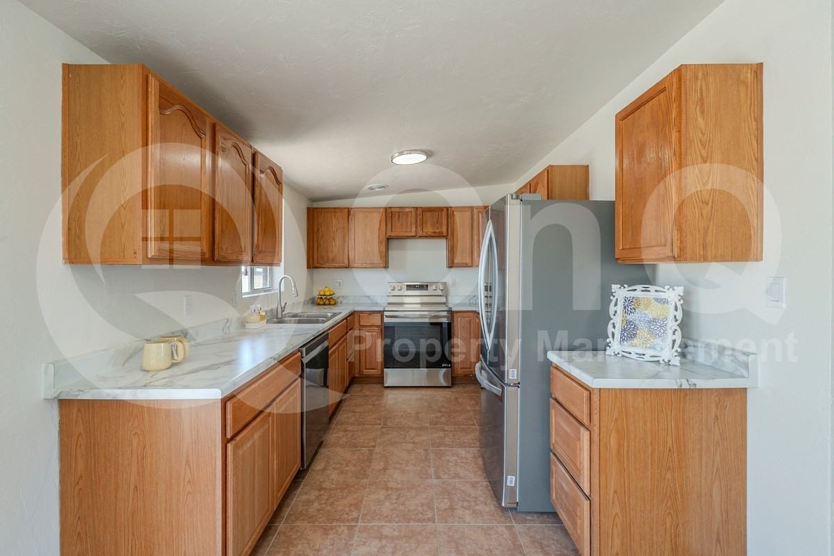 2020 S Avenida Ursa - Photo 4 of 29