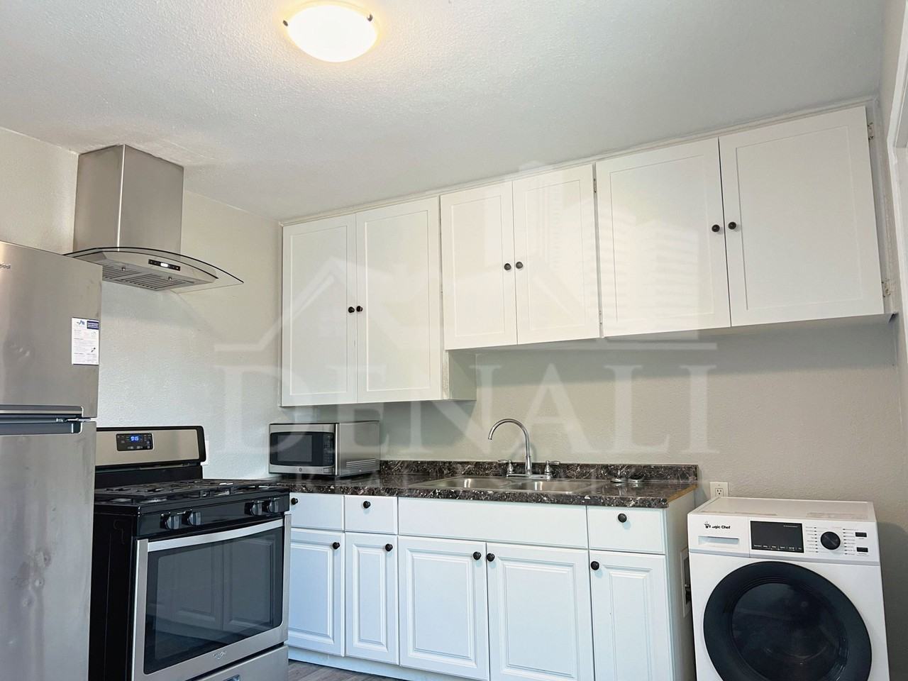 2726 E Willetta St - Photo 6 of 14