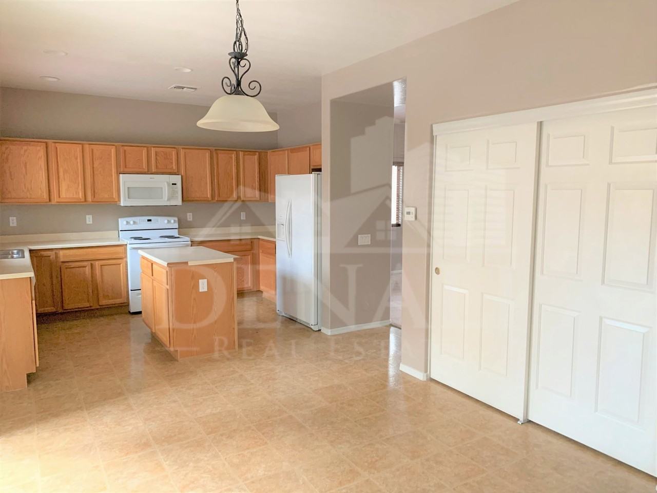 14334 S Via Gualda - Photo 6 of 22