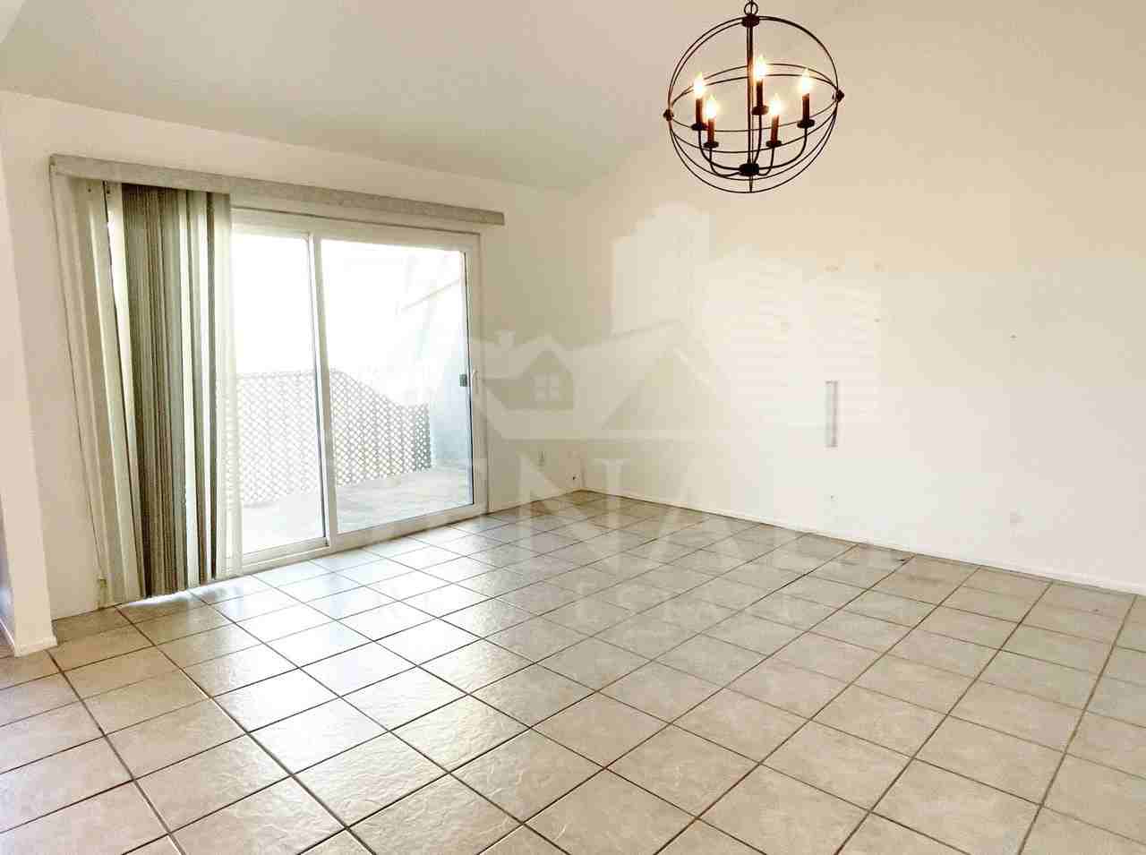 822 S Langley Ave #207 - Photo 4 of 21