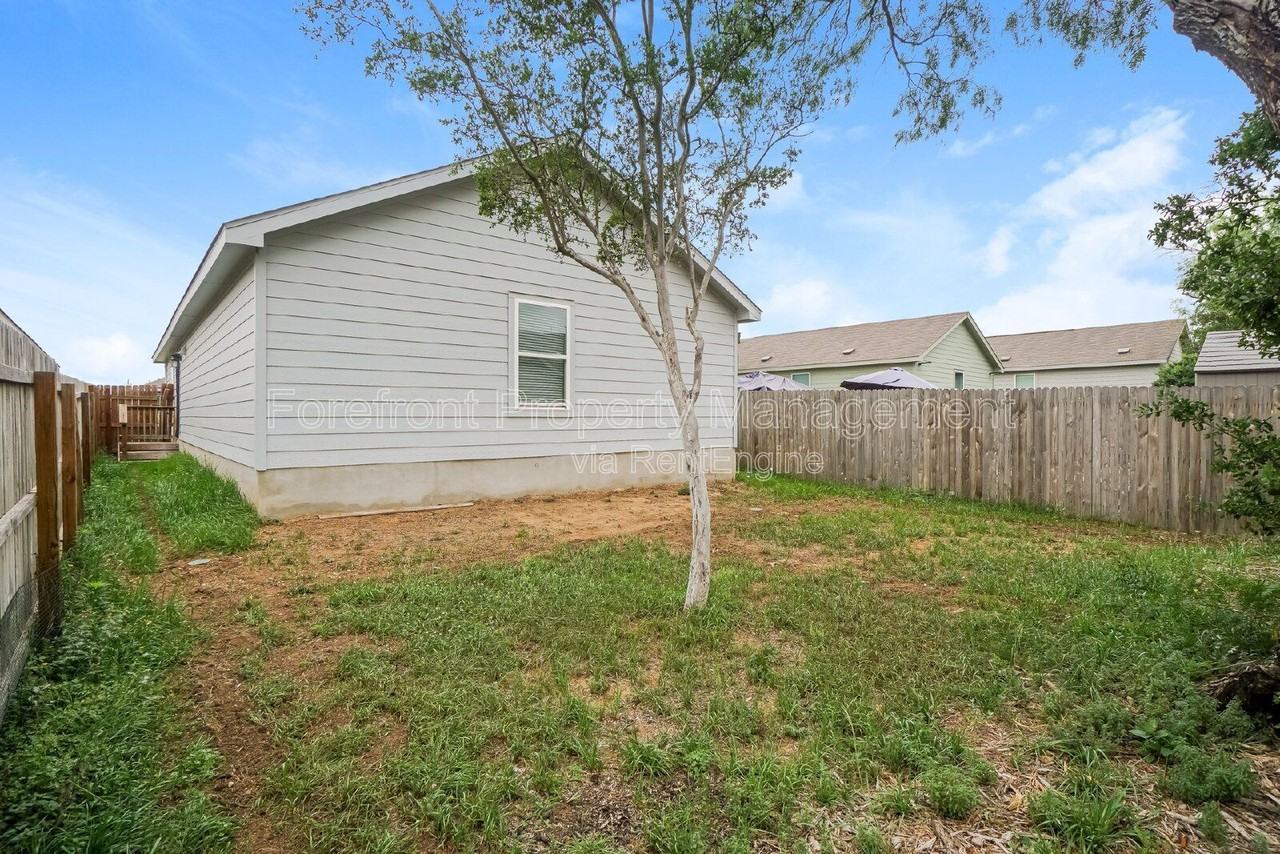 4110 Cross Current - Photo 3 of 20