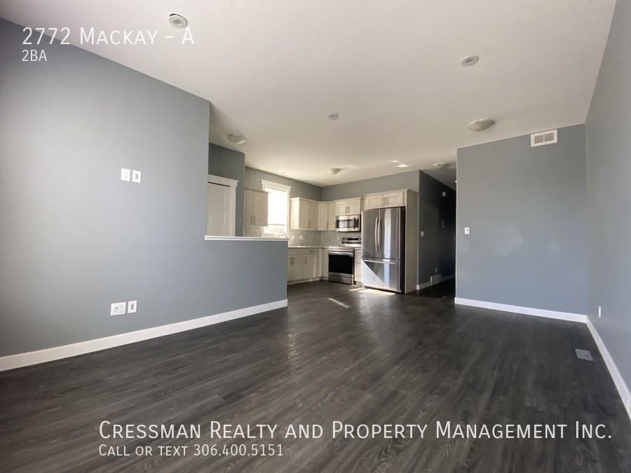 2772 Mackay - Photo 3 of 10