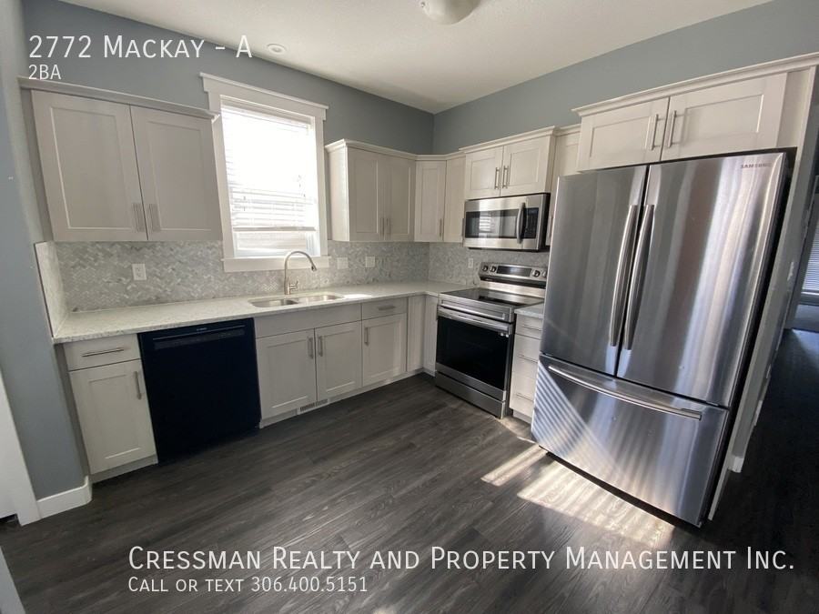 2772 Mackay - Photo 4 of 10