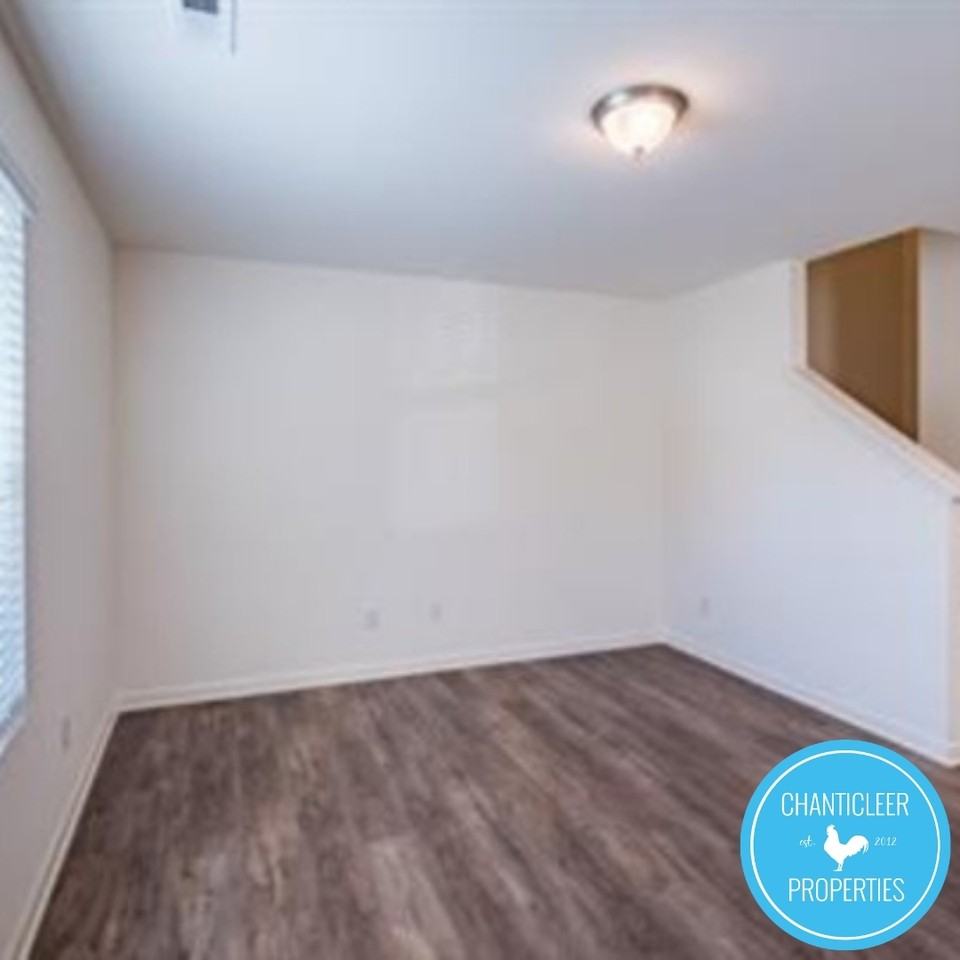 1216 Haybrook Ln #102 - Photo 2 of 27