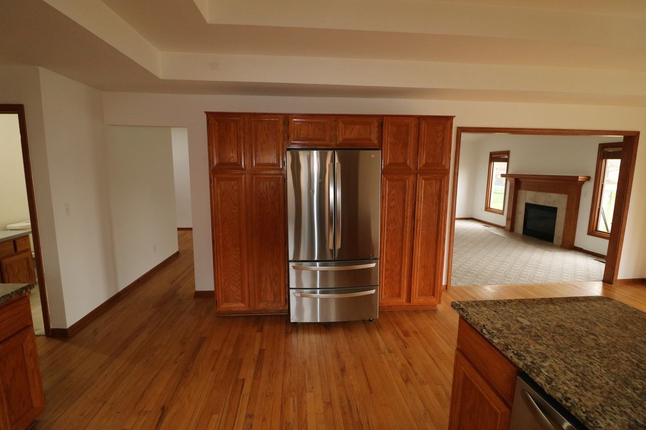 21391 Marina Cir #1 - Photo 2 of 15