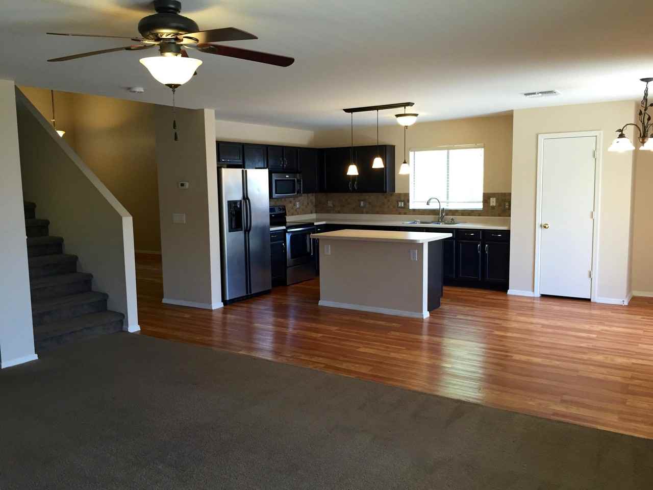 21827 W Cocopah St - Photo 3 of 10