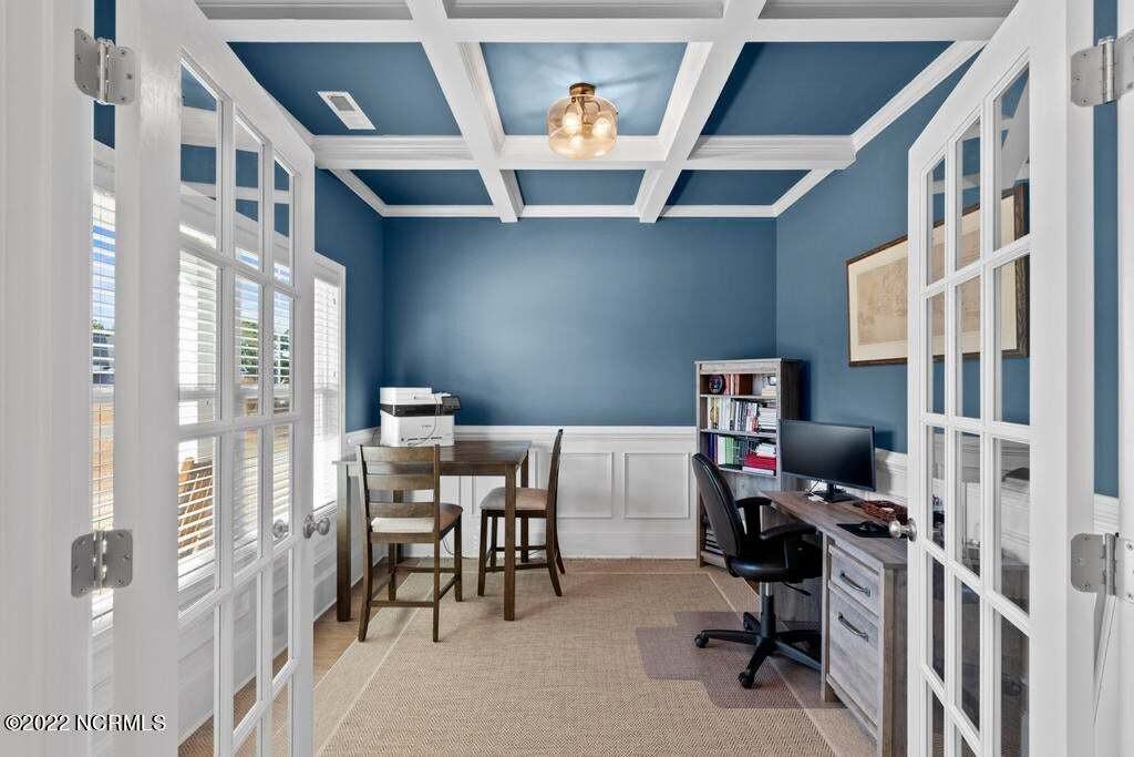 906 Needlerush Rd - Photo 5 of 10