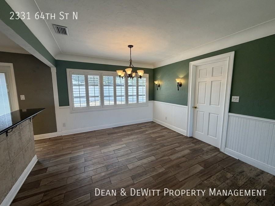 2331 64th St N - Photo 5 of 18