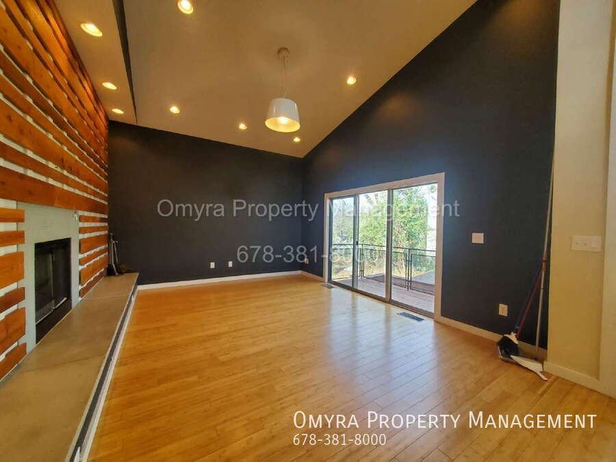 1908 Lomita Rd Se - Photo 4 of 20