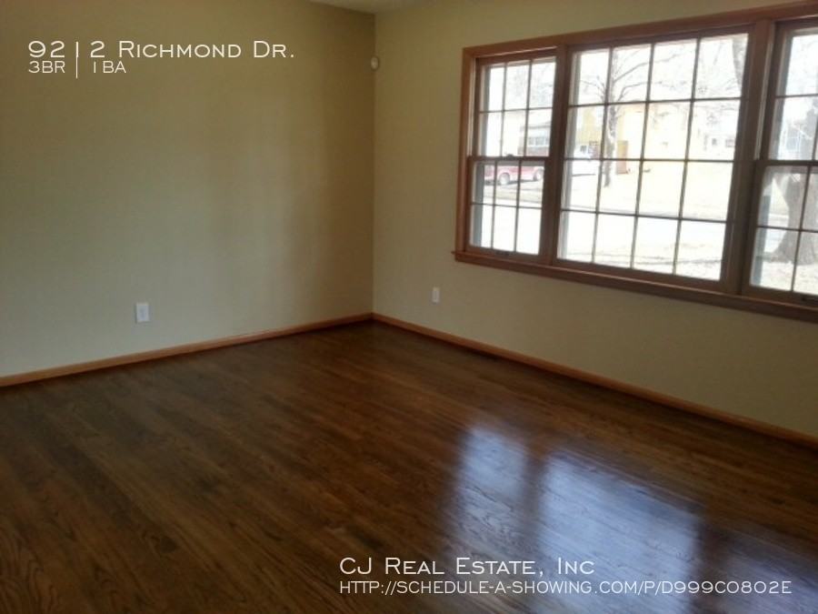 9212 Richmond Dr - Photo 4 of 8