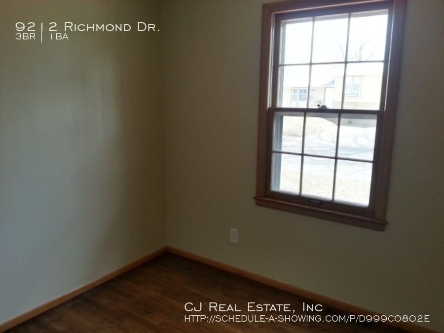 9212 Richmond Dr - Photo 6 of 8