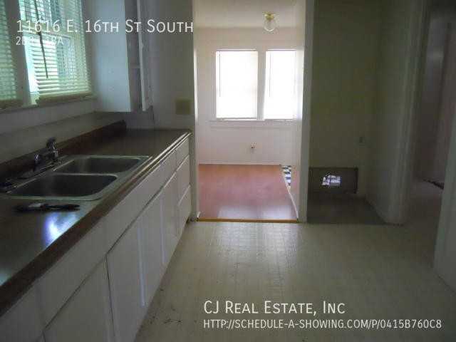 11616 E 16th St S - Photo 6 of 8