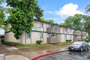 featured image of 1185 Meadow Ln #109