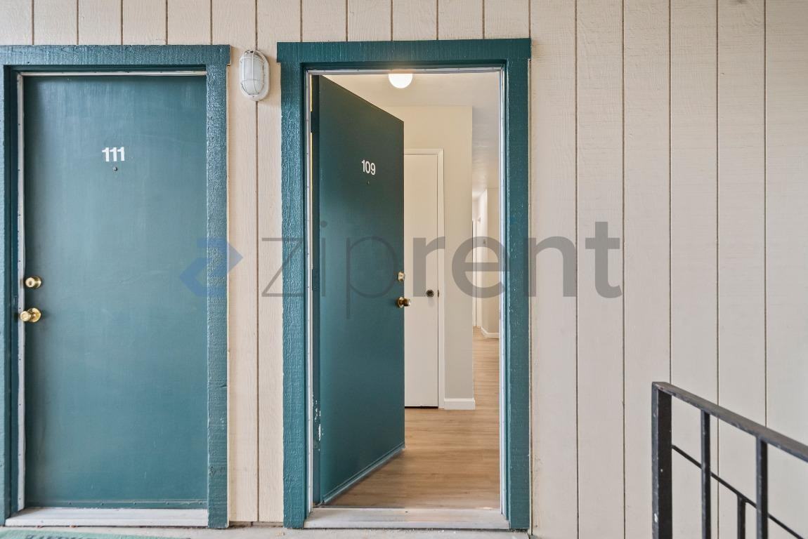 1185 Meadow Ln #109 - Photo 5 of 22