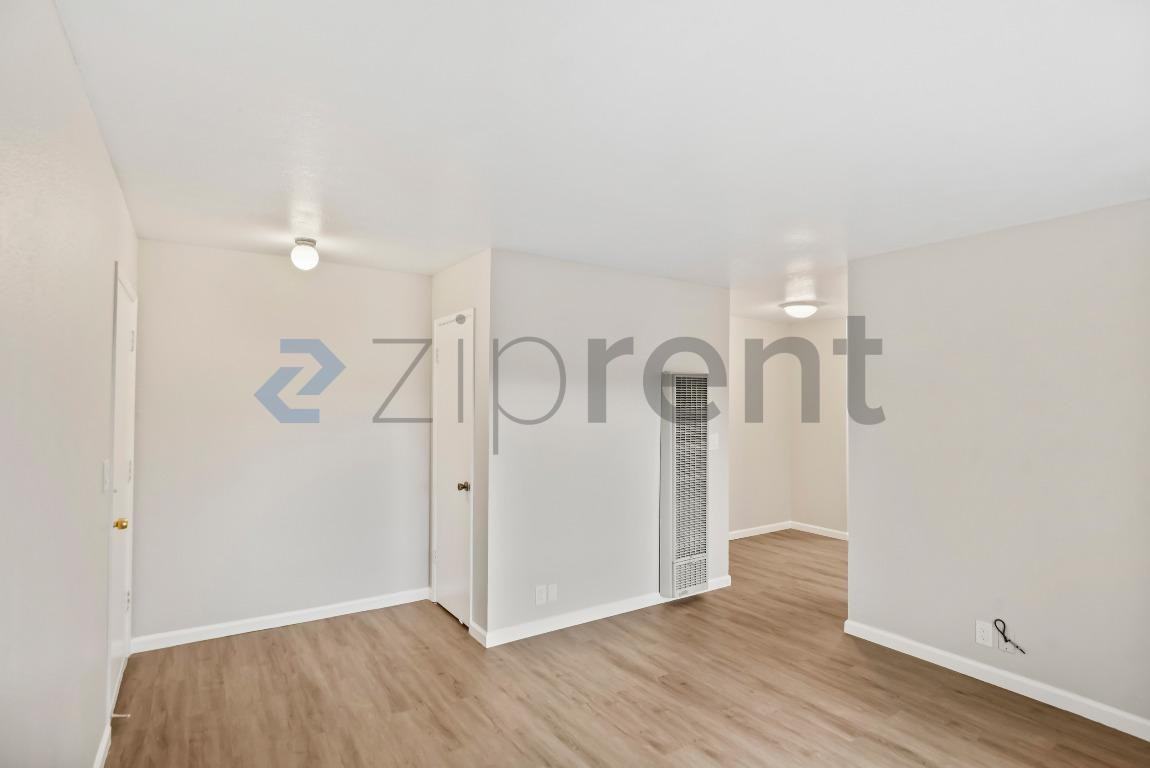 1185 Meadow Ln #109 - Photo 2 of 13