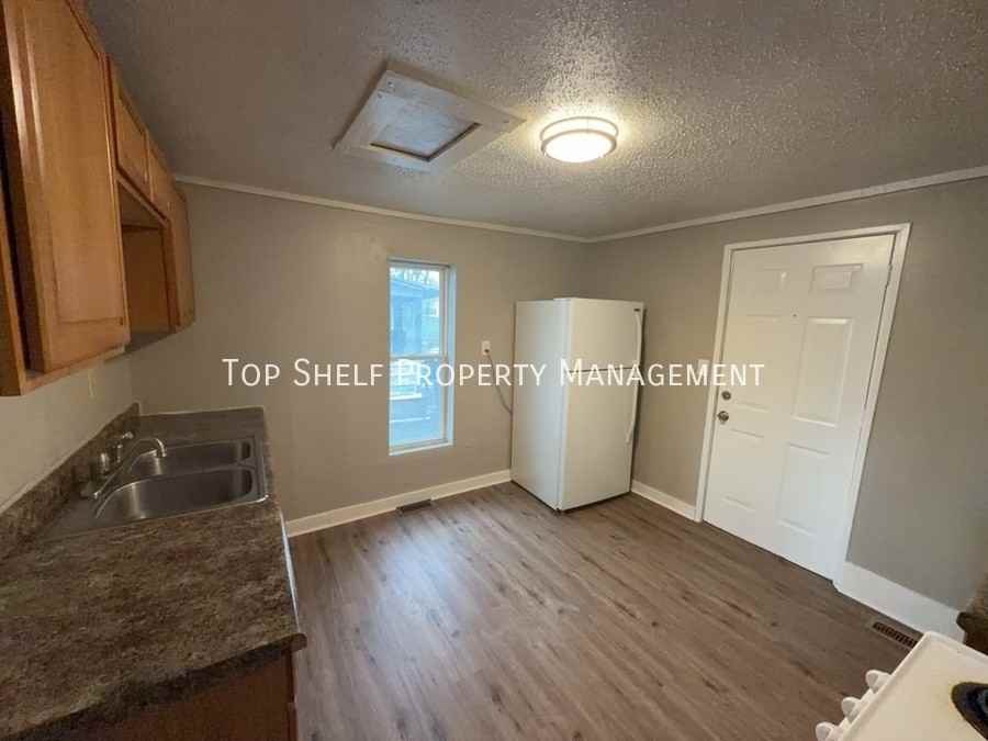 1713 Lyon St - Photo 4 of 10