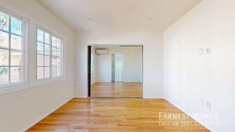 19020 Sylvan St - Photo 6 of 14