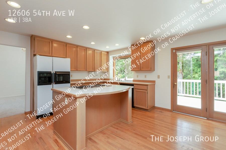 12606 54th Ave W - Photo 7 of 28