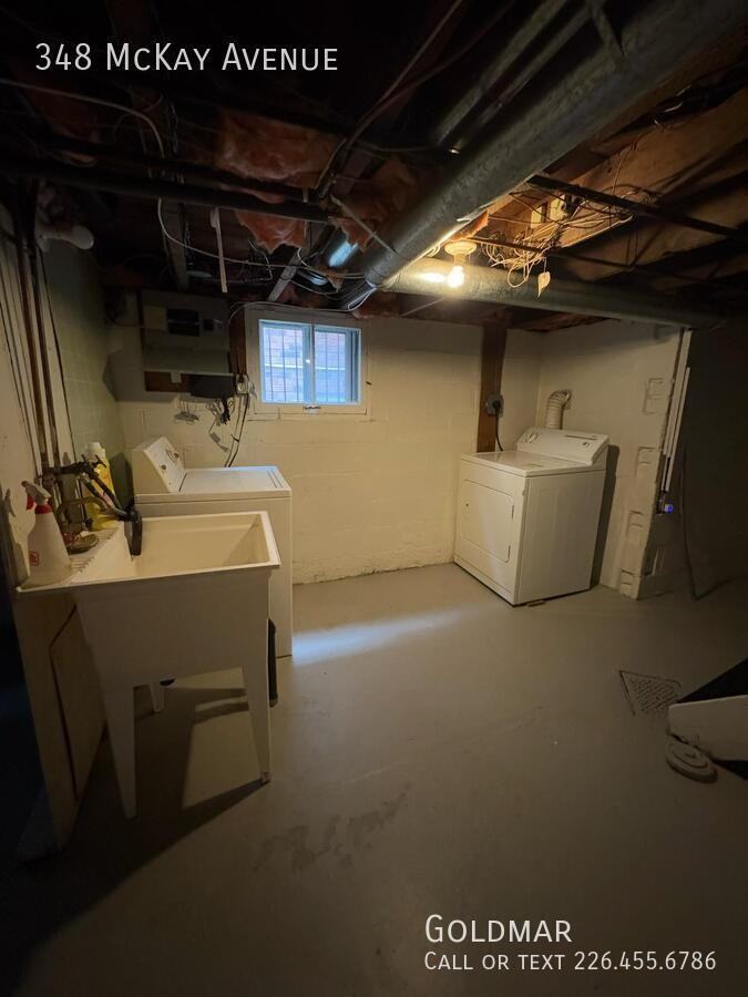 348 Mckay Ave - Photo 7 of 8