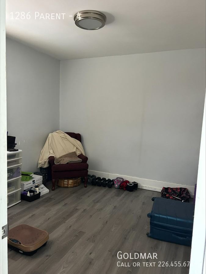 1286 Parent Ave #4 - Photo 4 of 9