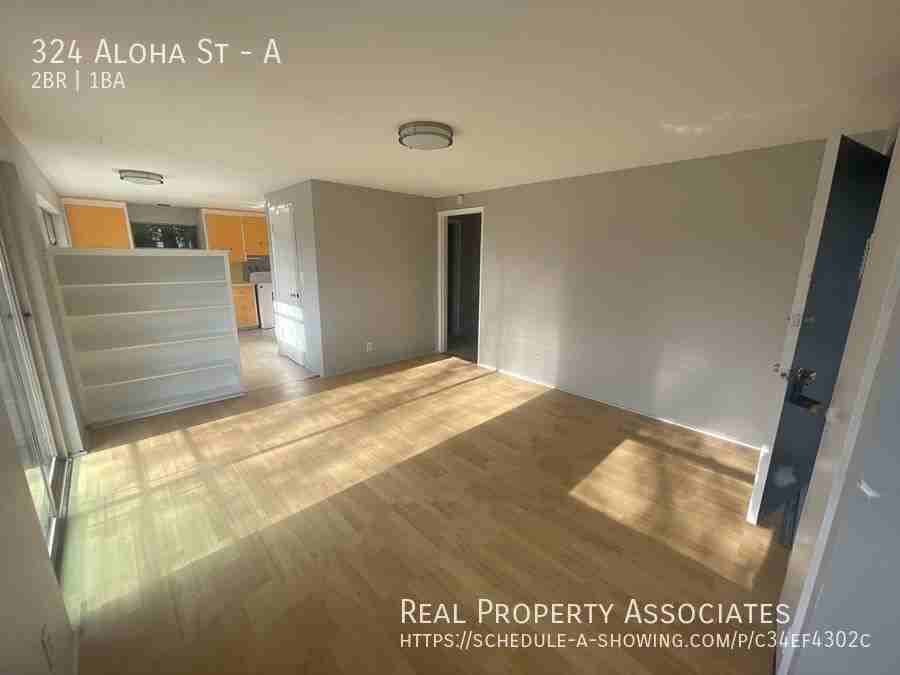 324 Aloha St #A - Photo 2 of 13