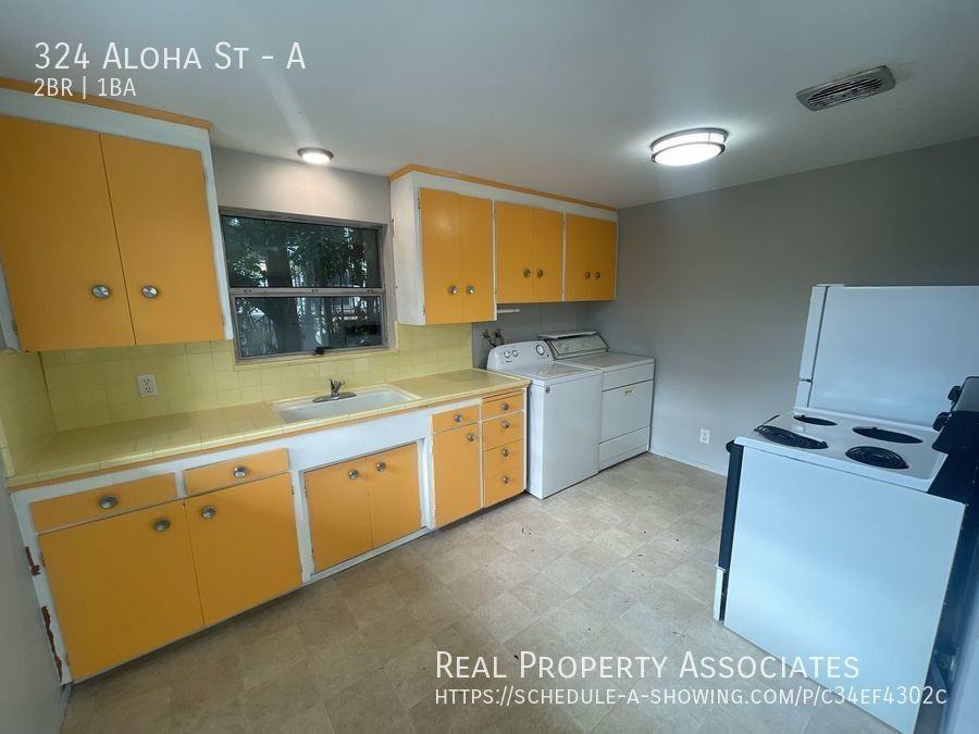 324 Aloha St #A - Photo 5 of 13