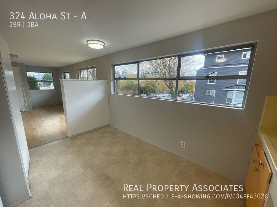 324 Aloha St #A - Photo 7 of 13