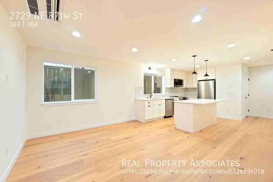 2729 Ne 87th St - Photo 7 of 30