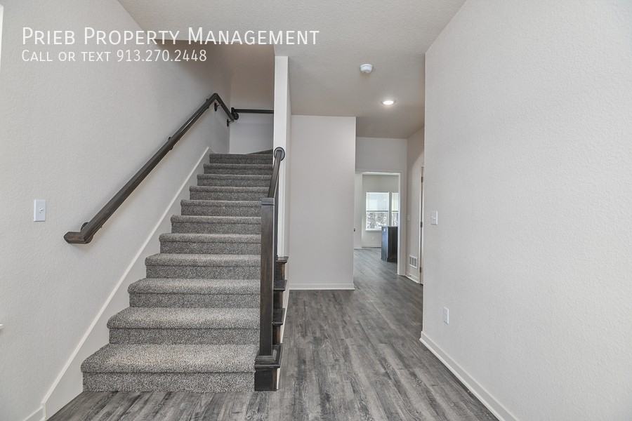 3227 N 103rd Pl #33 - Photo 7 of 34