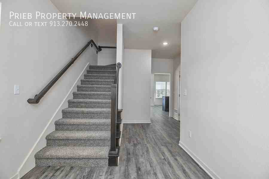 3205 N 103rd Pl #35 - Photo 7 of 34