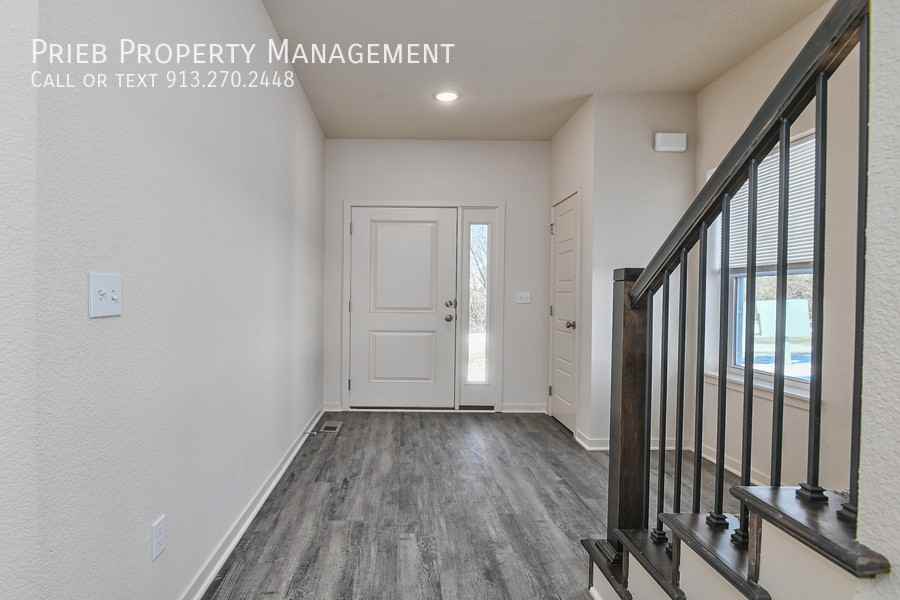 3213 N 103rd Pl #35 - Photo 5 of 34