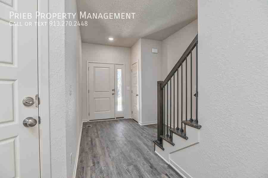 3245 N 103rd Pl #32 - Photo 3 of 34