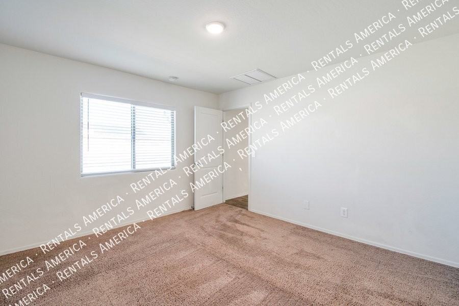 1560 E Demain Dr - Photo 6 of 15