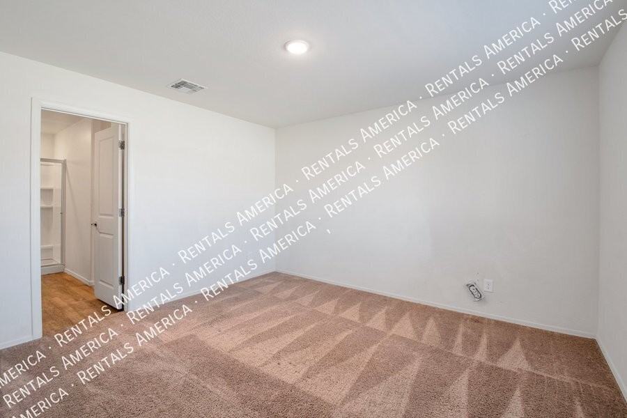 1560 E Demain Dr - Photo 7 of 15