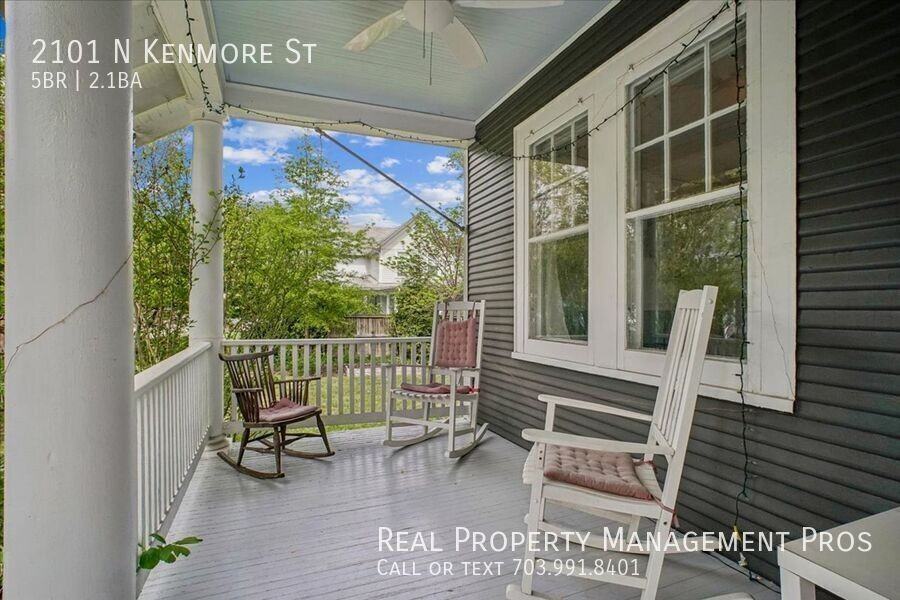 2101 N Kenmore St - Photo 5 of 33