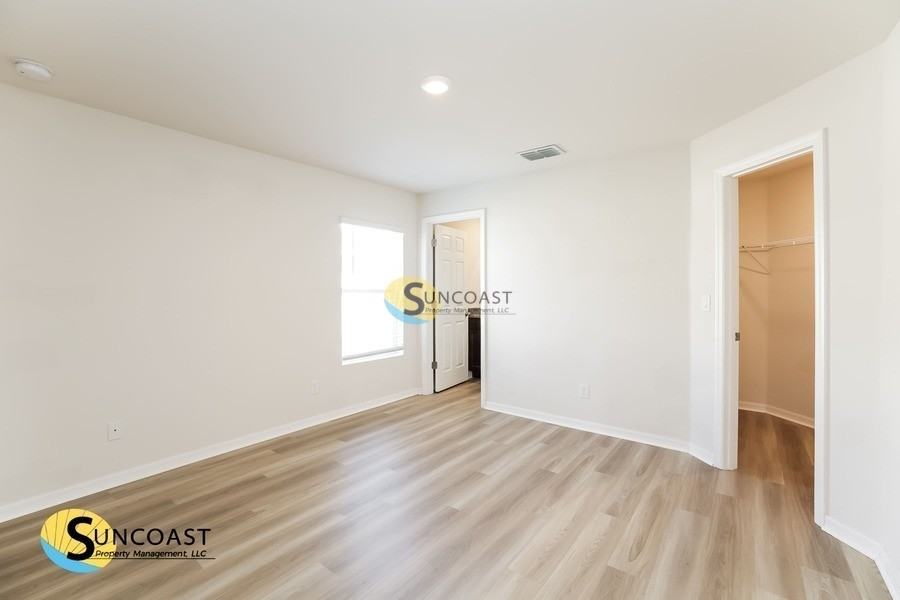 448 Tioga St - Photo 6 of 13