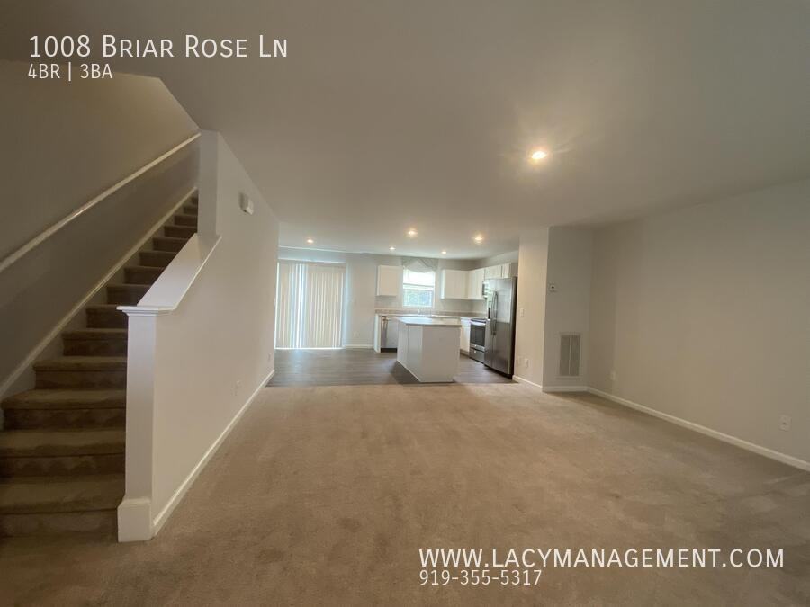 1008 Briar Rose Ln - Photo 3 of 28