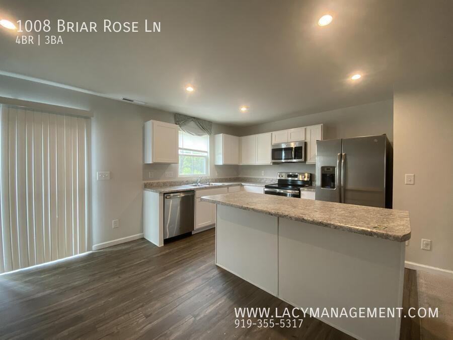 1008 Briar Rose Ln - Photo 6 of 28