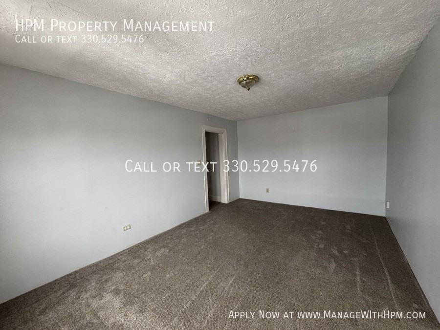 2237 Tuscarawas St W #7 - Photo 5 of 11