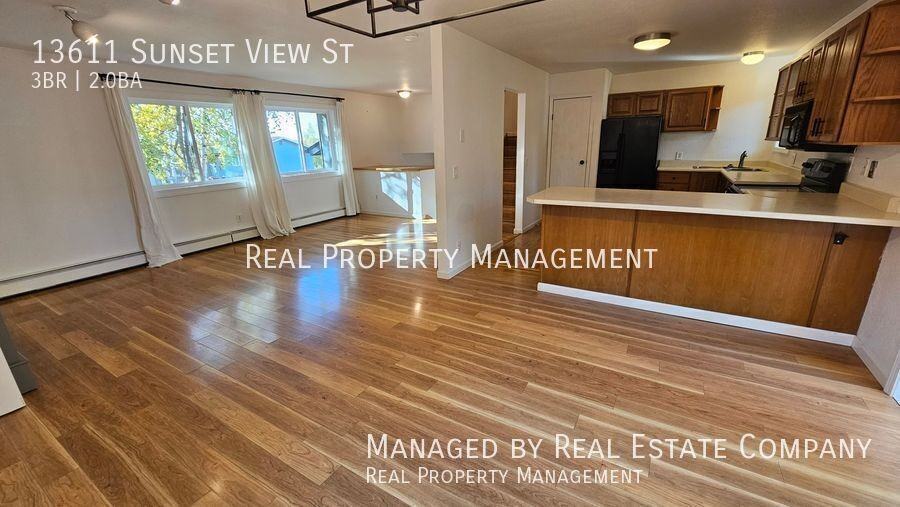 13611 Sunset View St - Photo 2 of 30