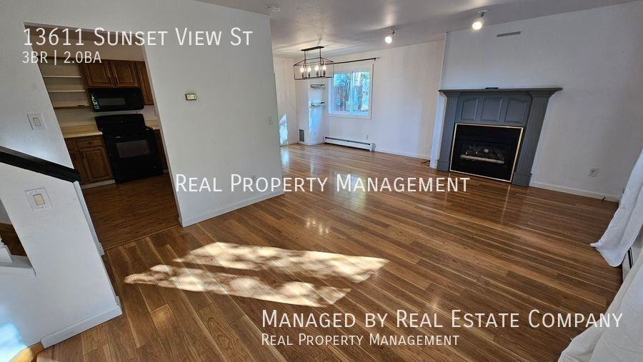 13611 Sunset View St - Photo 6 of 30